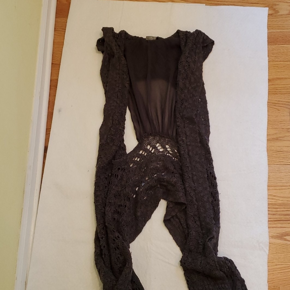 Vest - Picture 2 of 2
